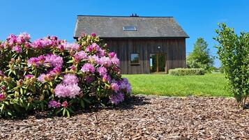 Casa clásica, baño en la habitación | Jardín