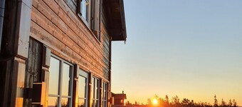 Ski-in/ski out at Lifjell . Perfect Place for Hikes in the Mountains