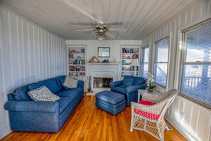 Fotballspill og bøker