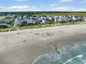Beach - Schooler Shack - Oceanfront, 4 bedrooms (Pawleys Island)