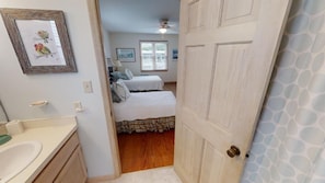 6 camere, accesso a Internet