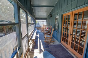 Terrace/patio - Tideways - Dog Friendly, 5 bedrooms (Pawleys Island)