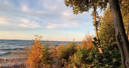 Lakefront Cottage