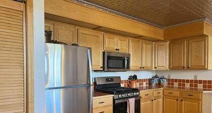 Mountain Chalet Tucked in Aspen Grove with Mountain Views