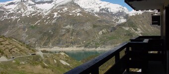 Ideal apartment for a family skiing in Tignes