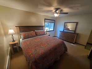 2 bedrooms, desk, iron/ironing board, travel cot