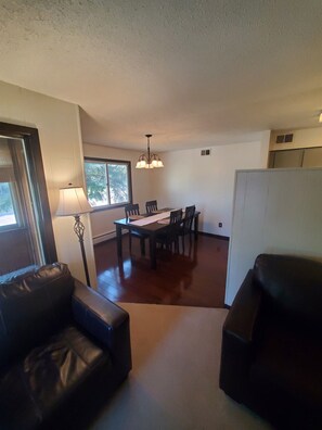 Interior - Tomar Park Apt 1 - KP101APT1 (Sioux Falls)