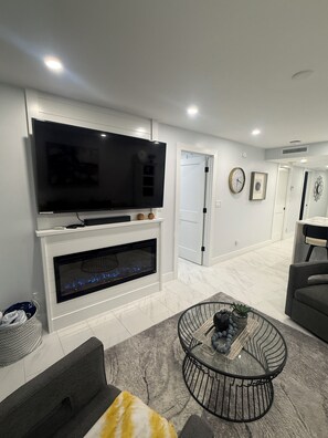 Smart TV, stereo
