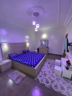 1 bedroom, WiFi, bed sheets - Luminous apartment very clean, very cool and calm with tranquility you’ll enjoy your peace of mind. (Dakar)