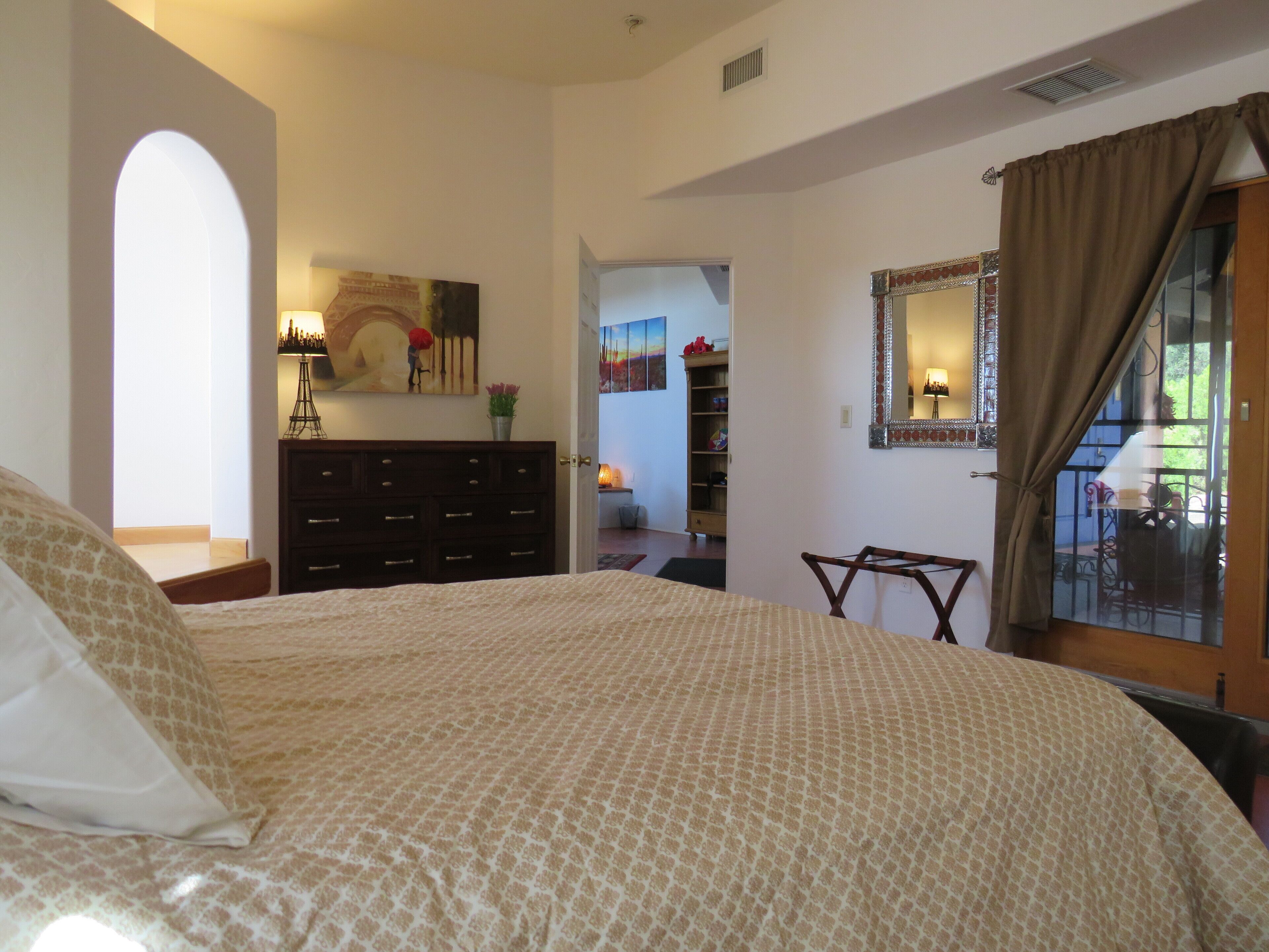 1 多间卧室、免费 WiFi、床单