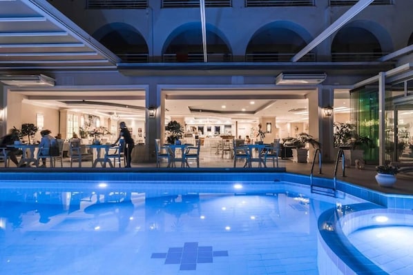 Outdoor pool - Secret Paradise Hotel & Spa (Nea Kallikrateia , Chalkidiki)