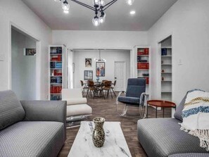 TV - Driem House-Designer /huge yard /North Dallas (Dallas)