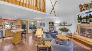 House, Multiple Beds (Coyote - Unit 15) | Interior - Coyote Lane 15 (Bend)