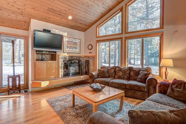 Casa, varias camas (Ashwood - Unit 1) | Área de sala de estar