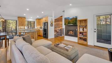 Ferienhaus, Mehrere Betten (Diamond Peak - Unit 20) | Wohnbereich
