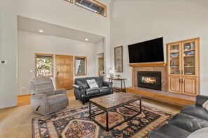 Casa, letti multipli (Yankee Mountain - Unit 5) | Area soggiorno