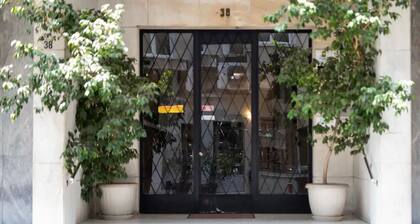 Two bedroom Apt in Syntagma - Ermou area