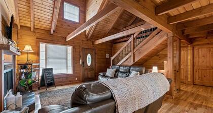 Lake Daze Escape- Entire Cabin on Barren River Lake!