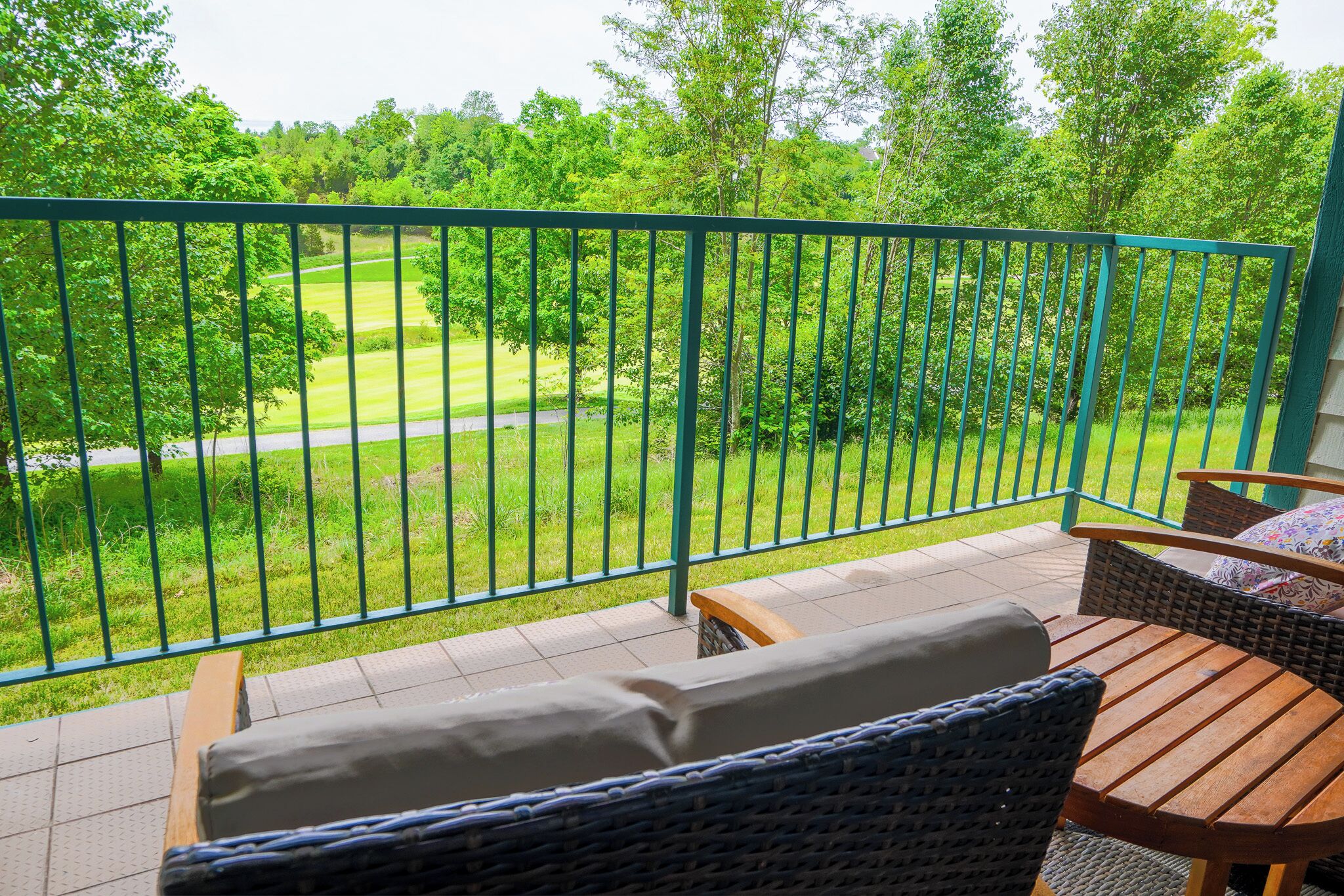 Branson Bliss: 2BR Condo, Golf View, Near 76 Strip & Attractions!