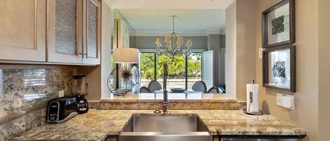 Condo, 1 King Bed, Private Pool | Private kitchen | Fridge, microwave, oven, stovetop