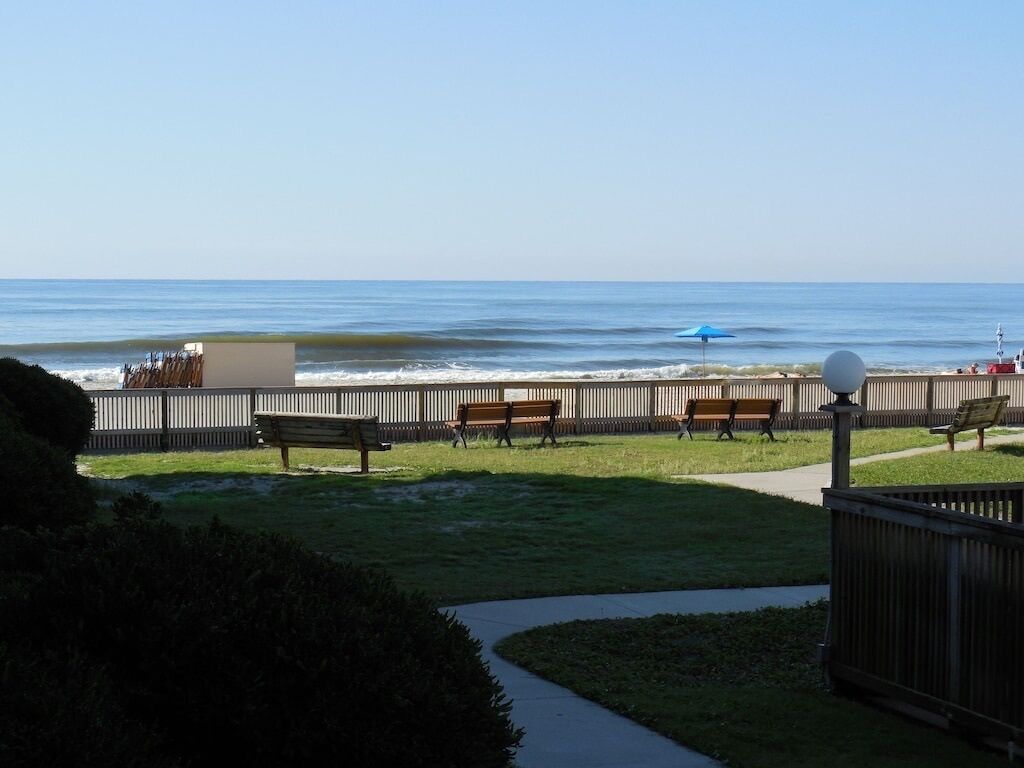 A Place at the Beach III on the Ocean / Shore Drive - COMPLETELY RENOVATED