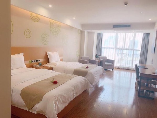 Room - Greentree Inn Zhenjiang Dagang New District Tonggang Road Butterfly Square (Zhenjiang)