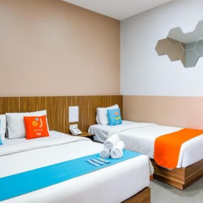 Room - Sans Hotel Rajawali Surabaya (Surabaya)