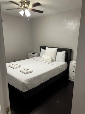 3 多间卧室、办公桌、熨斗/熨衣板、免费 WiFi