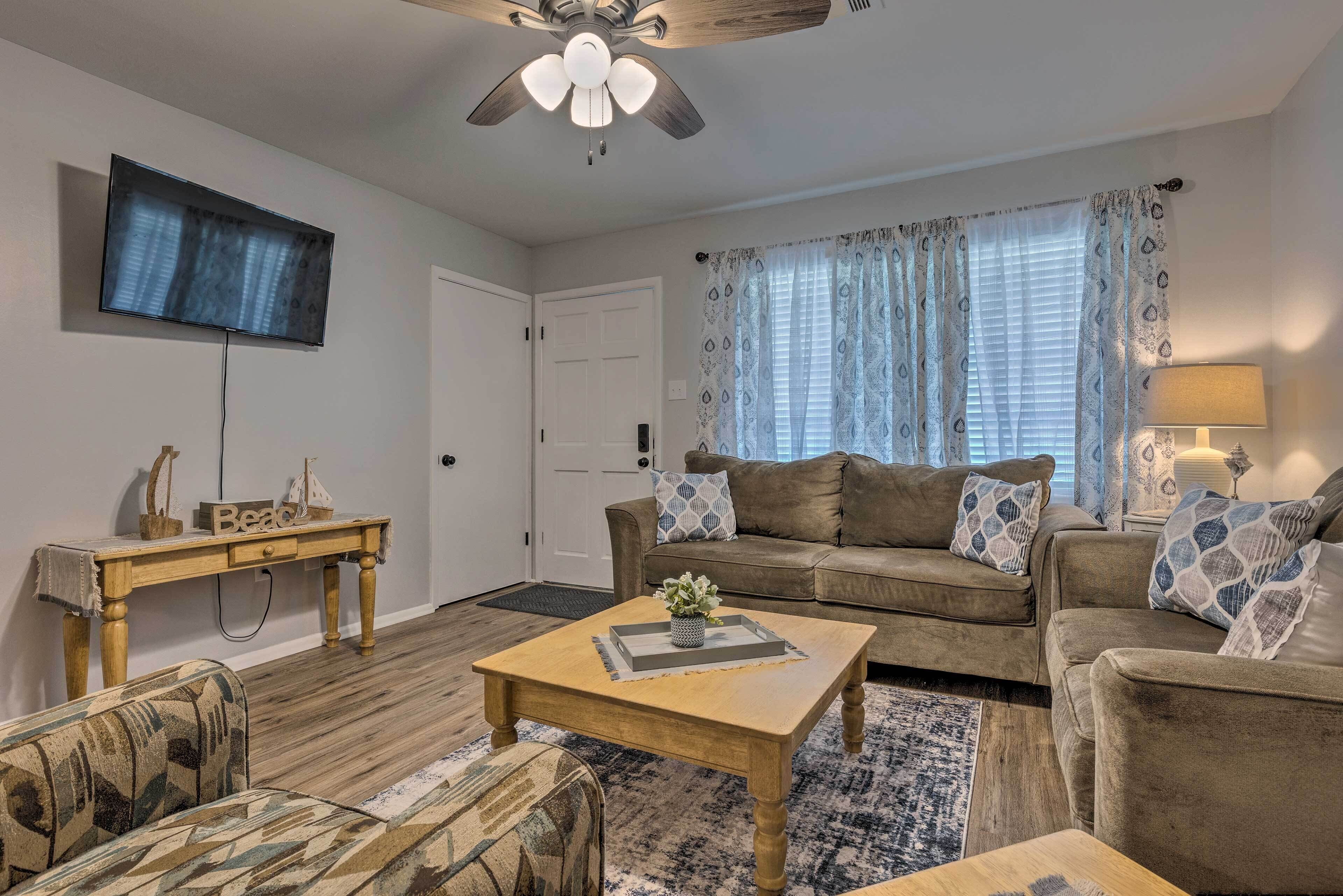 Charming Gulfport Escape: Half-Mile to Beach!