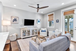 Unclassified image, 2 of 49, button