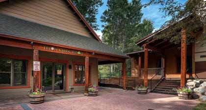River Rock Retreat: Cozy & Light, In-unit laundry, Hot Tub, Close to Grand Targhee