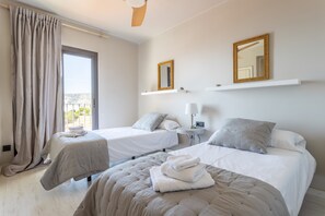 2 chambres, accĂšs au Wi-Fi (inclus), literie fournie