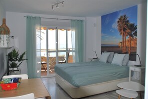 Ferros/tábuas de passar roupa, Wi-Fi de cortesia, roupa de cama