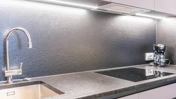 Réfrigérateur, plaque de cuisson