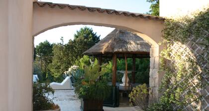 QUIET RESIDENCE DES CHAMPS SWIMMING POOL