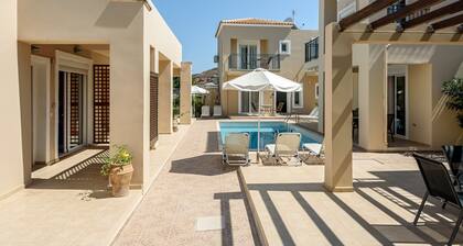 AZURE VILLA -BEACH FRONT