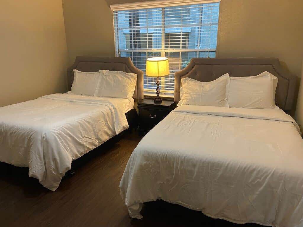 Furnished 2 bed/2 bath Apartment by Texas Medical