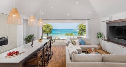 Luxury Beach Villas Porto Bus