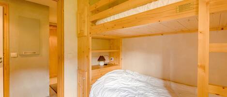 3 bedrooms, free WiFi