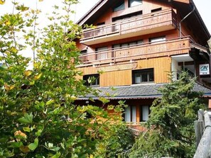 Exterior - 2-room apartment in Méribel, 4 ppl, near slopes, balcony, TV (Méribel)