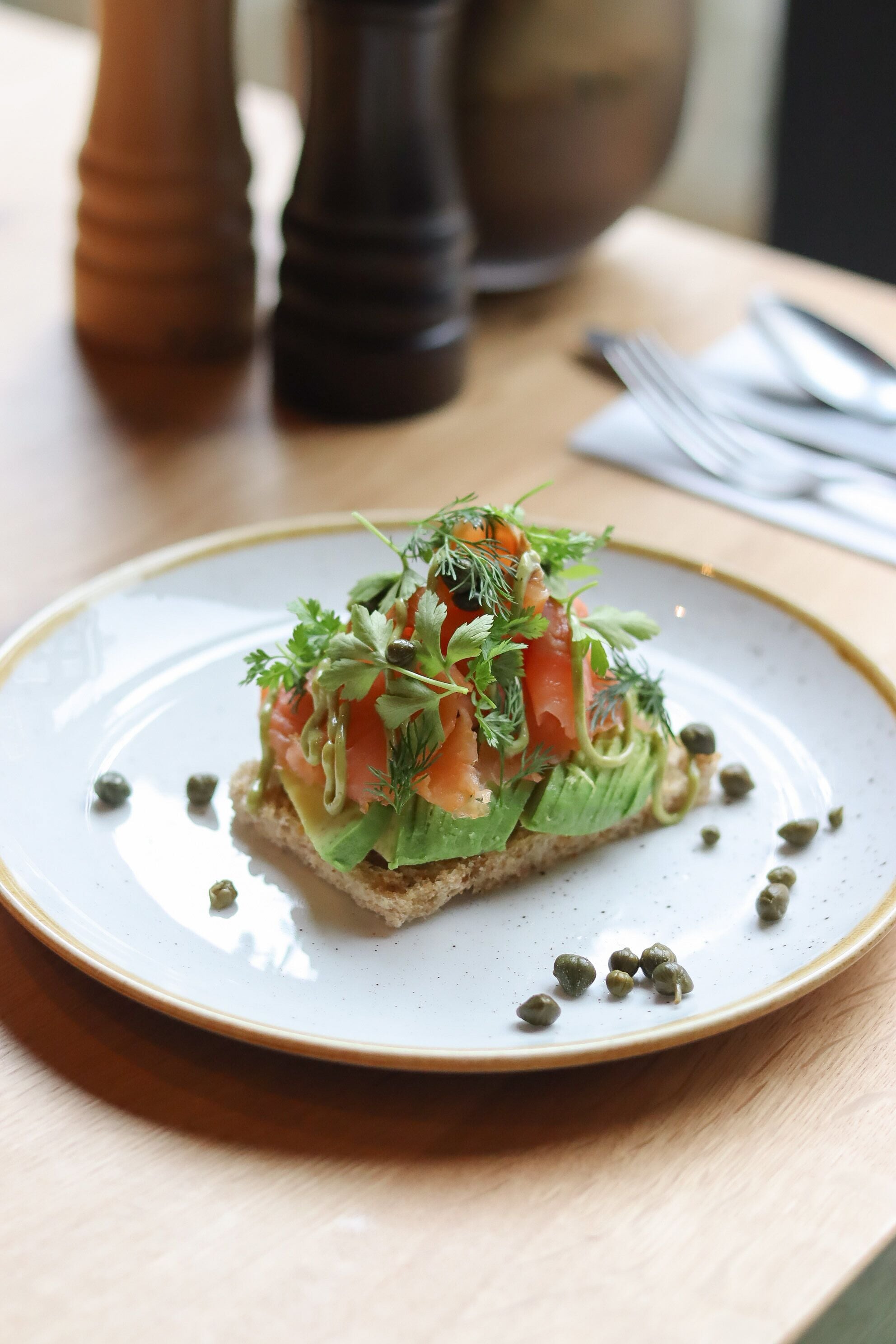 daily buffet breakfast (eur 24 per person)