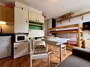 Interior - Cozy studio 2 sleeps near slopes in Vars Les Claux (Vars)