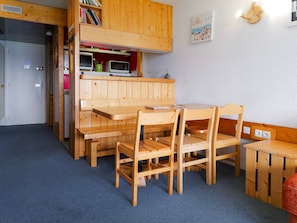 Dining - 2-room apartment for 6 people in Arcs 1800, west-facing balcony (Les Arcs 1800)