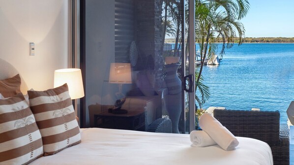 3 عدّة غرف نوم ومكواة/لوح كي وواي فاي مجانًا وملاءات أسرّة