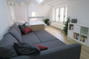 1 chambre, lit parapluie, Wi-Fi, draps fournis