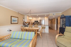 Living area - Beautiful  3 Bedroom Condo with a Breathtaking View of the Bay and an Bayfront Outdoor Pool Only Two Blocks to the Beach and Boardwalk! (Ocean City)