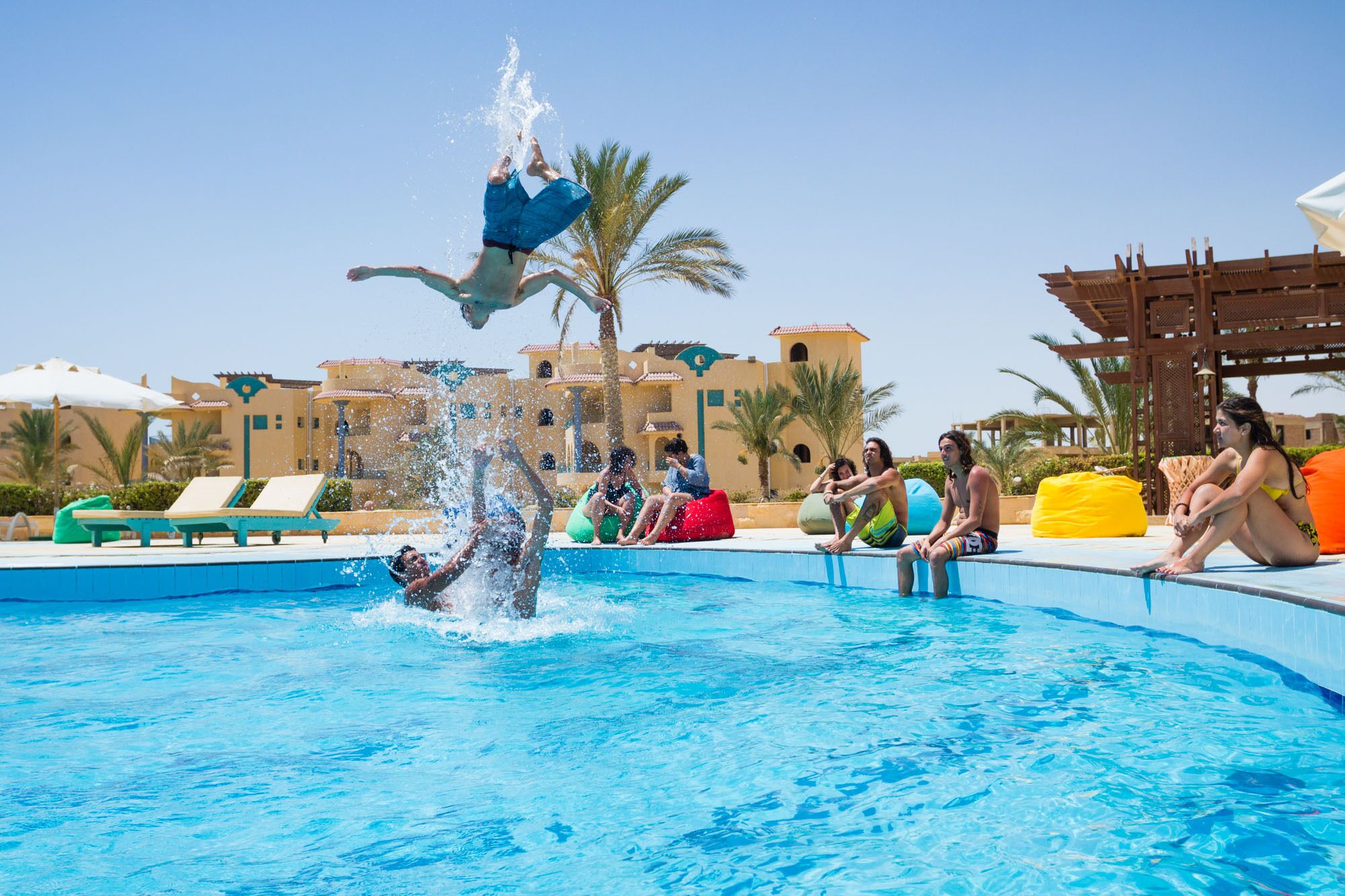 2 Außenpools, Liegestühle