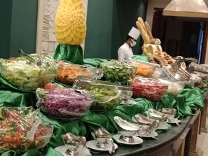 Desayuno continental todos los días (con cargo)