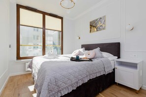 1 habitación, tabla de planchar con plancha, wifi y ropa de cama 