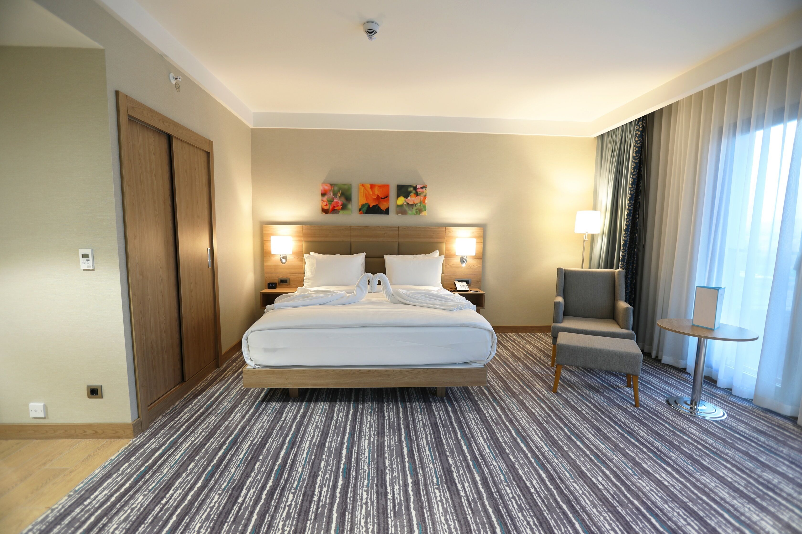 suite | 1 bedroom, iron/ironing board, free wifi, bed sheets